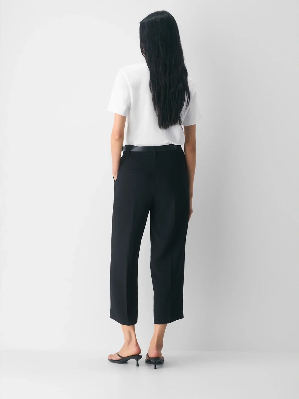 Aritzia Wilfred The Effortless Pant™ Cropped - Crepette™